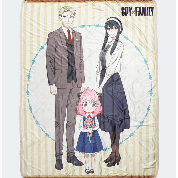 NWT Spy X Family Trio Portrait Anime Throw Blanket Ultra Soft - Picture 3 of 3